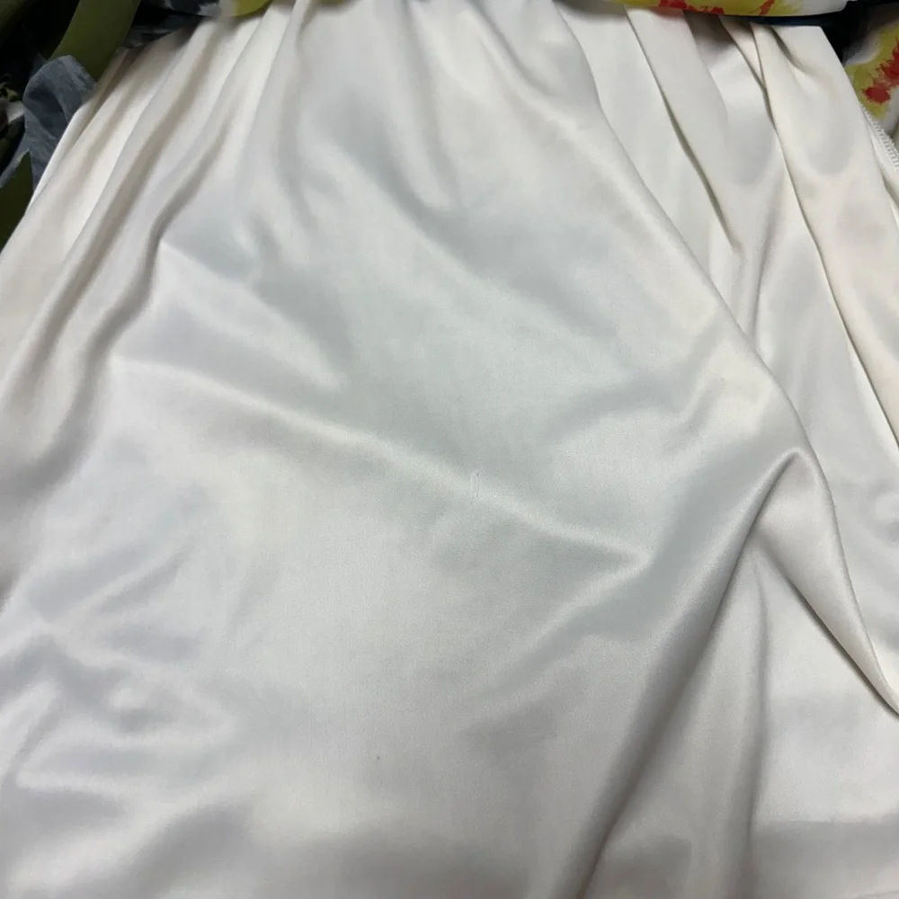 Dress - Picture 14 of 16